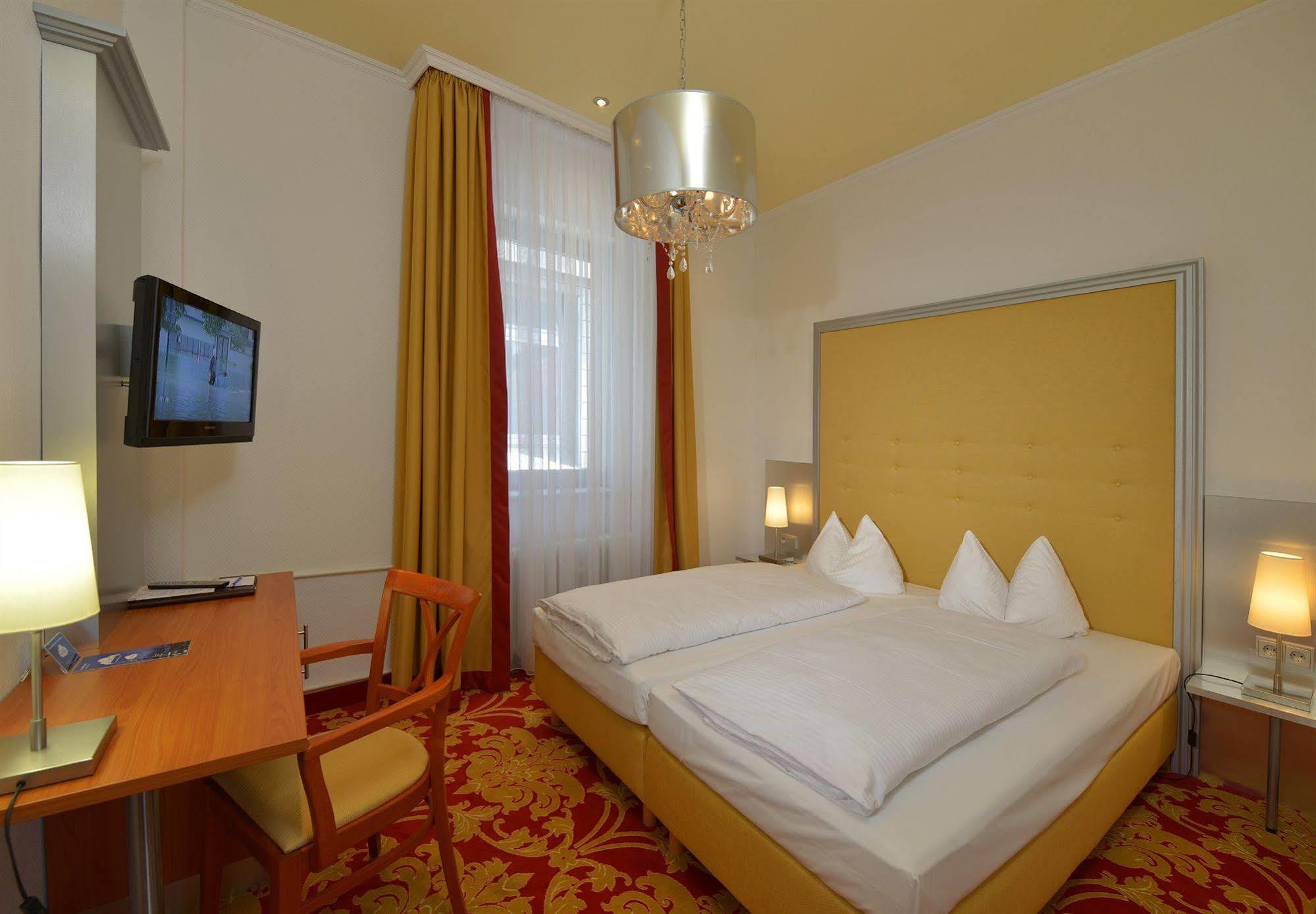Hotel Celler Hof Zewnętrze zdjęcie