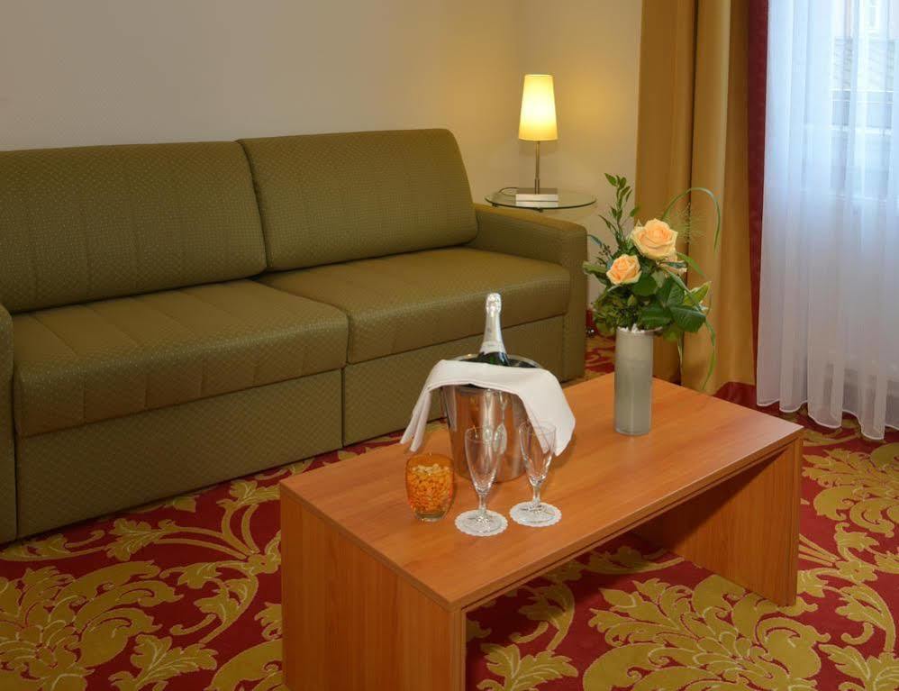 Hotel Celler Hof Zewnętrze zdjęcie